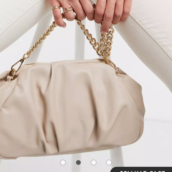 Purse - Picture 2 of 6